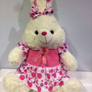 Conejo con vestido multicolor