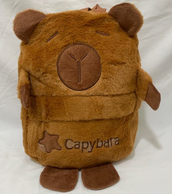 capibara  mochila capybara