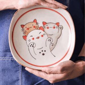 PLATO CERAMICA CUADRADO 8 3 GATOS"