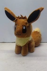 POKEMON EVEE 20CM.JPG