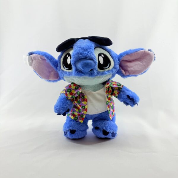 STITCH CON ROPA Y ACCESORIOS DE 33 CM