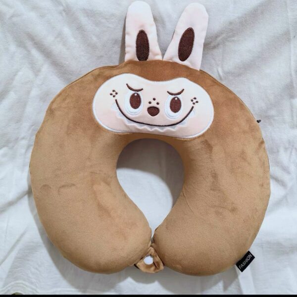 Almohada viaje labubu